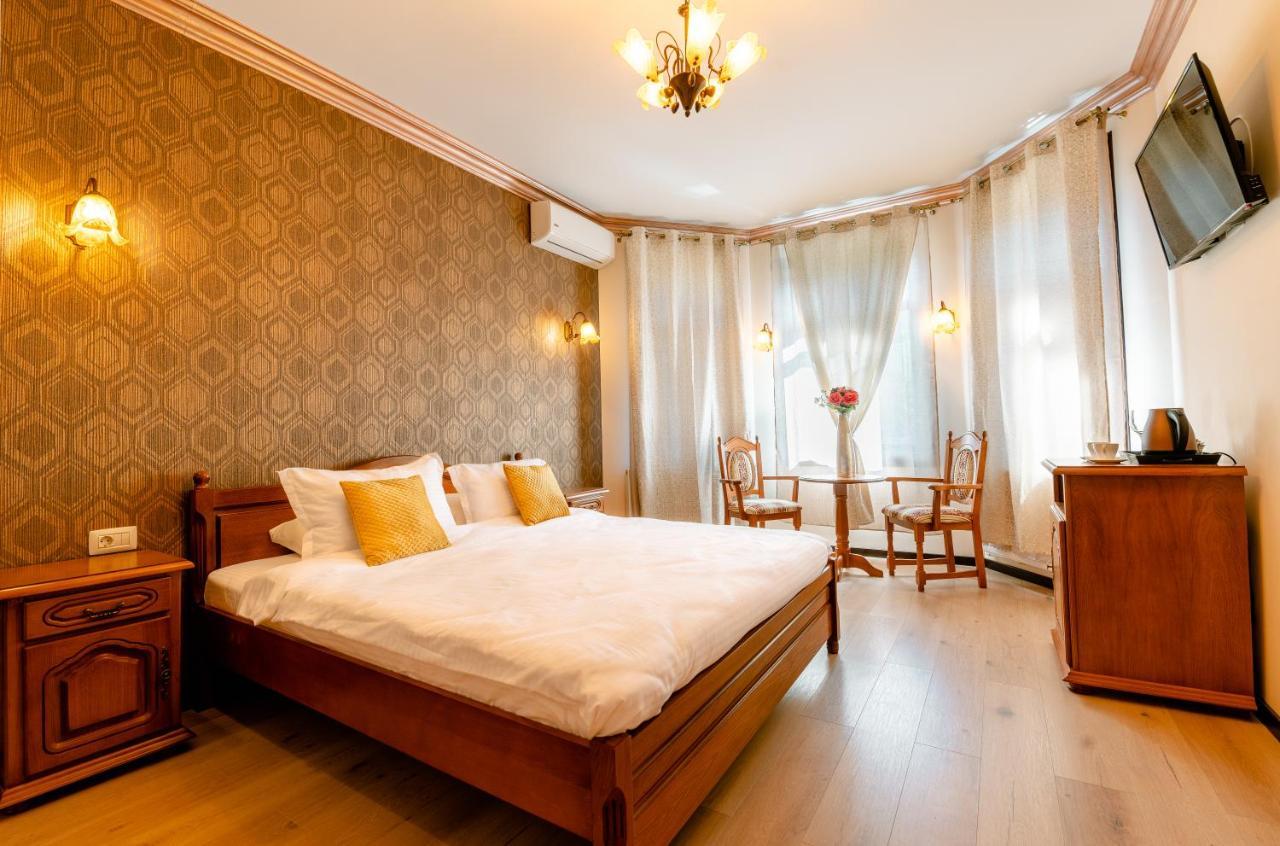 Vila Genia Câmpulung Moldovenesc Extérieur photo