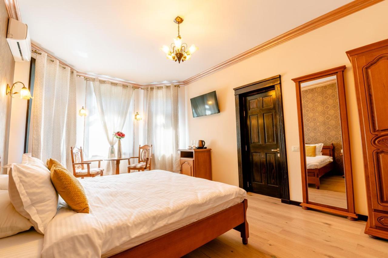 Vila Genia Câmpulung Moldovenesc Extérieur photo