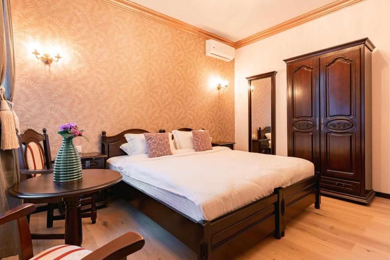 Vila Genia Câmpulung Moldovenesc Extérieur photo